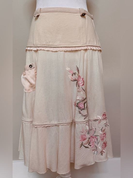 Kimchi Blue Dresses & Skirts - Kimchi Blue Boho Embroidered Tiered Midi Skirt - Cream/Blush Pink